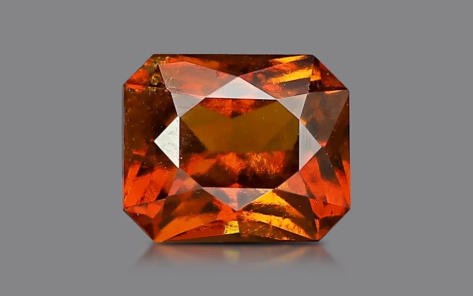 Hessonite Garnet (Gomed)